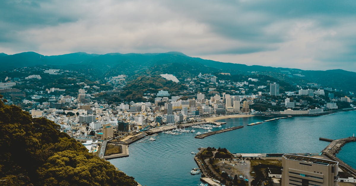 Outdoor Venues for Live Music and Dining in Byron Bay